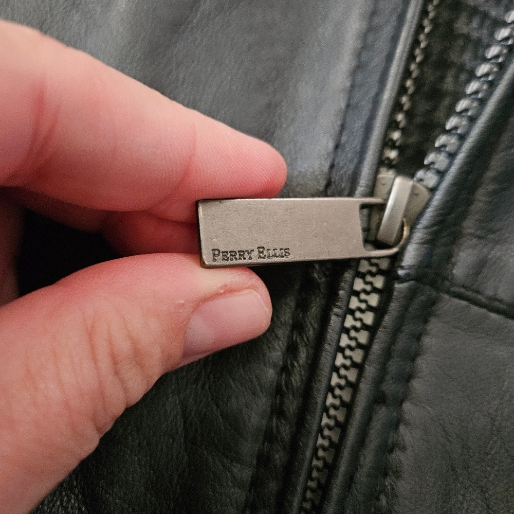 Mens Leather Jacket - Picture 4 of 11